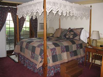 фото отеля Genesee Country Inn Bed and Breakfast