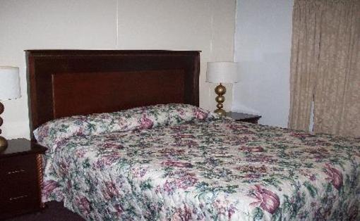 фото отеля Budget Inn Whitehall