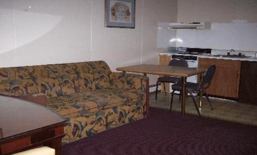 фото отеля Budget Inn Whitehall