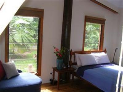 фото отеля Cow Bay Homestay