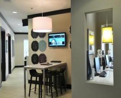 фото отеля Marriott ExecuStay Axis Perimeter