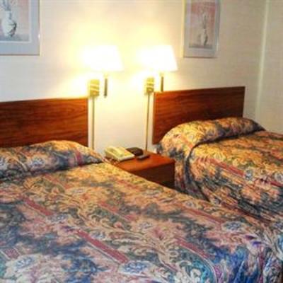 фото отеля Budget Inn Ontario (New York)