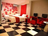 Line Hotel