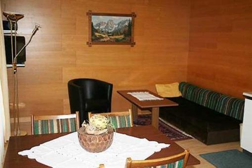фото отеля Landhaus Schopf Apartment Arzl im Pitztal