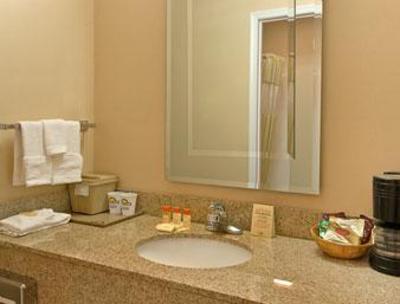 фото отеля Days Inn Fairmont