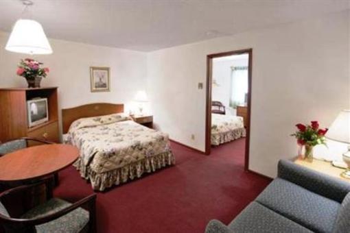 фото отеля Colwell Americas Best Value Inn