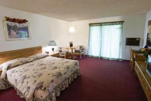 фото отеля Colwell Americas Best Value Inn