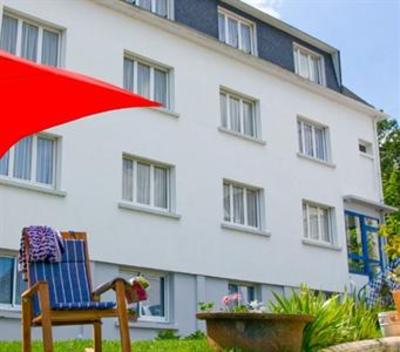 фото отеля Hotel du Port et de l'Aven