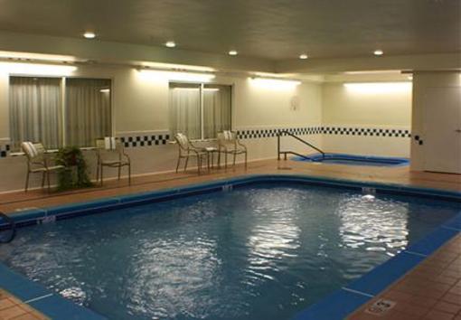 фото отеля Fairfield Inn Fenton