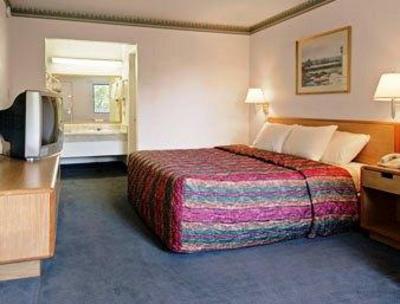 фото отеля Days Inn East Ridge