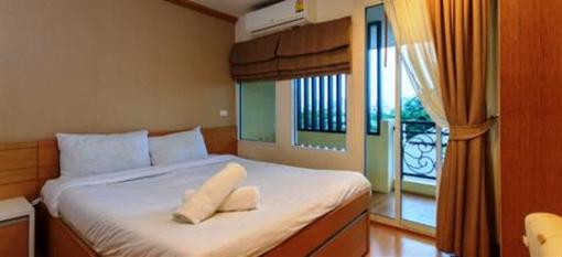 фото отеля Inlove @ Surin Resort