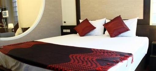 фото отеля Inlove @ Surin Resort