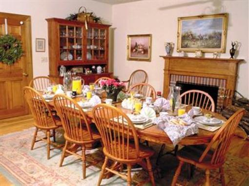 фото отеля Haley Farm Bed and Breakfast and Retreat Center