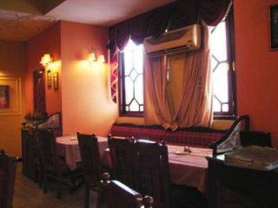 фото отеля Hotel Maurya Palace Mysore