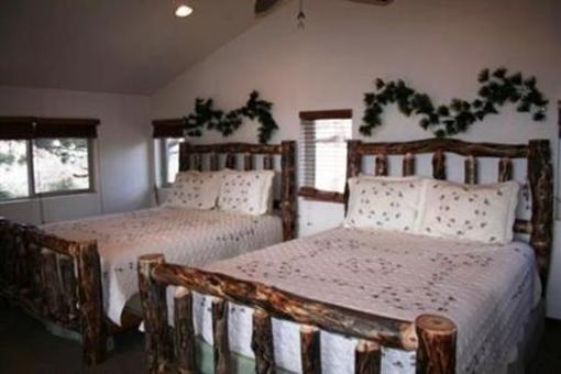 фото отеля Lazy R Cottages Estes Park