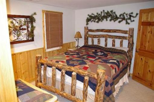 фото отеля Lazy R Cottages Estes Park