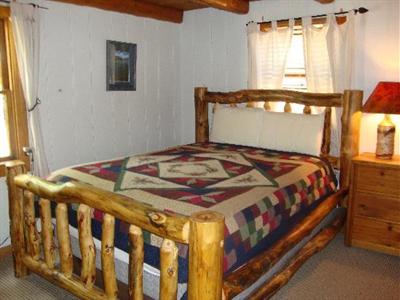 фото отеля Lazy R Cottages Estes Park