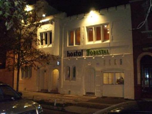 фото отеля Hostal Forestal Santiago