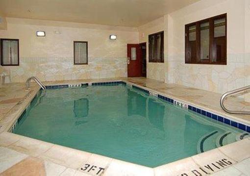 фото отеля Comfort Inn Crystal Lake