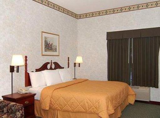 фото отеля Comfort Inn Crystal Lake