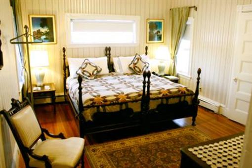 фото отеля Coolidge Corner Guest House Bed & Bagel