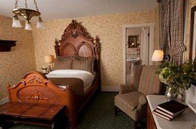 фото отеля The Golden Lamb Inn
