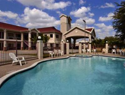 фото отеля Super 8 Houston / Brookhollow / NW