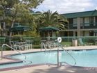 фото отеля Super 8 Houston / Brookhollow / NW