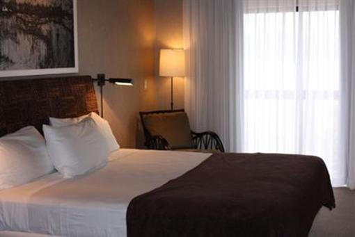 фото отеля Beach Hotel Silverdale