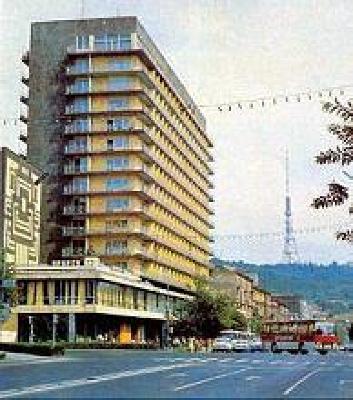 фото отеля Ani Plaza Hotel