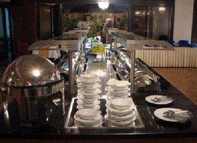 фото отеля Ani Plaza Hotel
