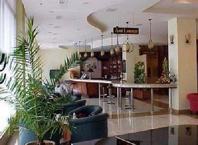 фото отеля Ani Plaza Hotel