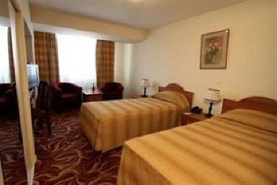 фото отеля Ani Plaza Hotel