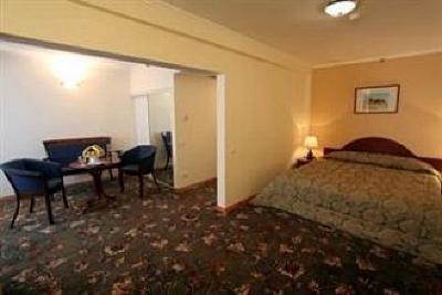 фото отеля Ani Plaza Hotel