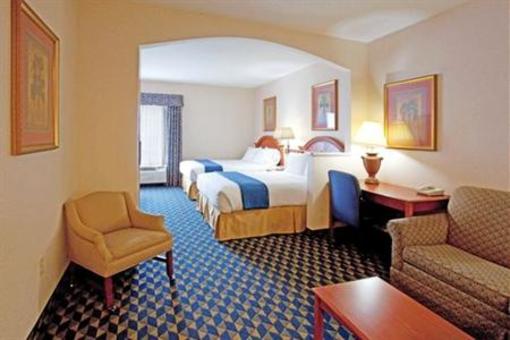 фото отеля Holiday Inn Express Hotel & Suites Orangeburg