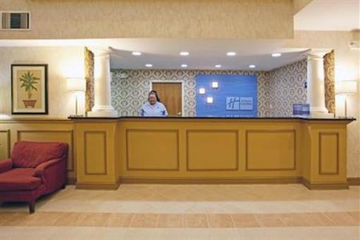 фото отеля Holiday Inn Express Hotel & Suites Orangeburg