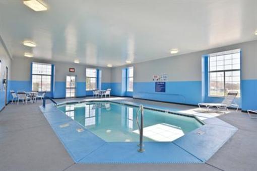 фото отеля Americas Best Value Inn & Suites Sunbury