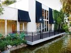 фото отеля Sportsmen's Lodge Hotel