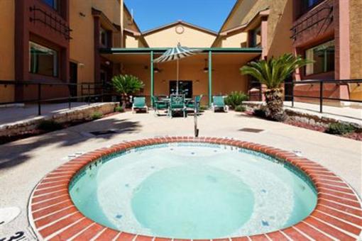 фото отеля Holiday Inn Lackland