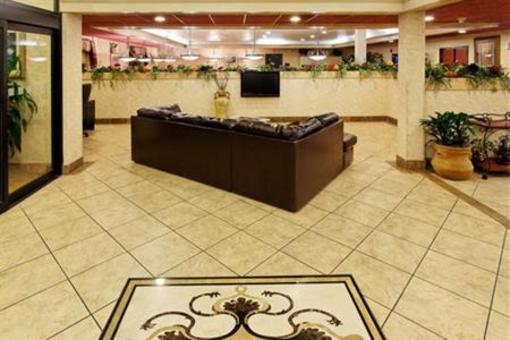 фото отеля Holiday Inn Lackland