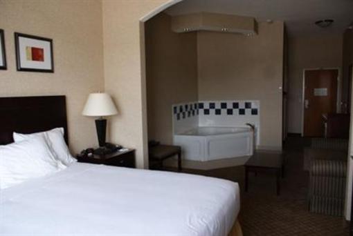 фото отеля Holiday Inn Express Hotel & Suites Anderson
