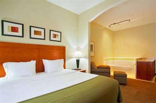 фото отеля Holiday Inn Express Hotel & Suites Anderson