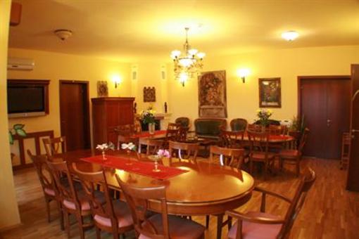 фото отеля Pipera Pensiune Restaurant