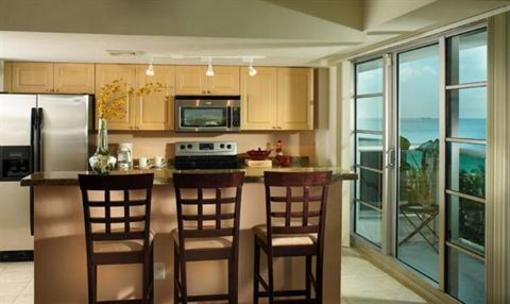 фото отеля Churchill Suites Crown Miami Beach