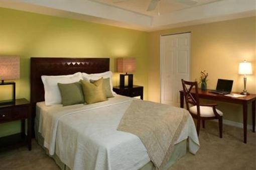 фото отеля Churchill Suites Crown Miami Beach