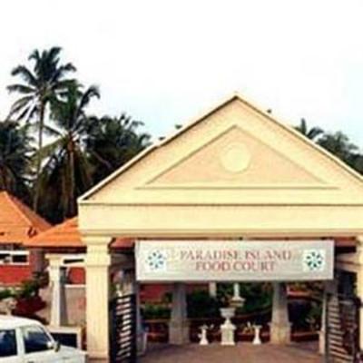 фото отеля Paradise Isle Beach Resort