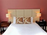 Raglan Hotel