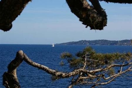 фото отеля Hotel Jas Neuf Sainte-Maxime