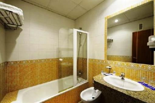 фото отеля Tribuna Malaguena Hotel
