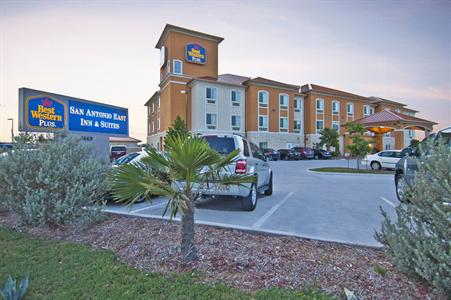 фото отеля BEST WESTERN San Antonio East Inn & Suites